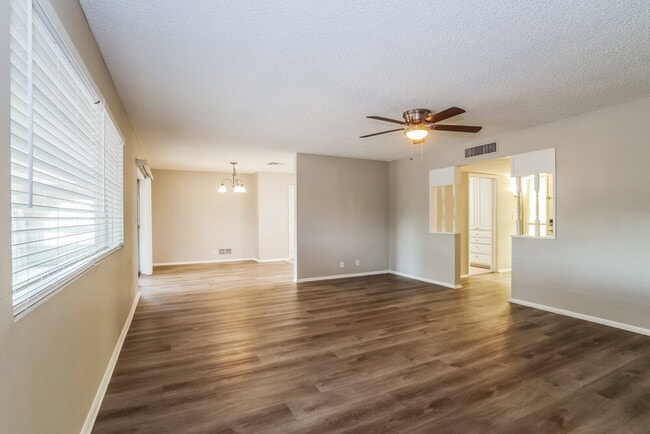 Photo - 6643 E Decatur St