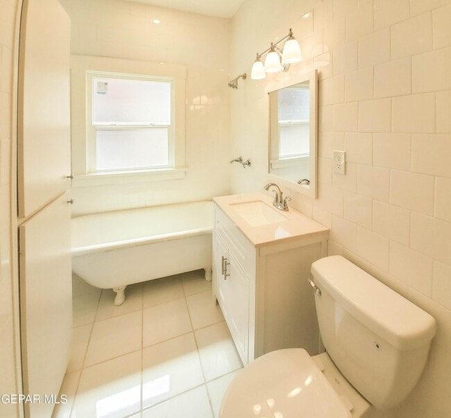 Photo - 2809 Wheeling Ave