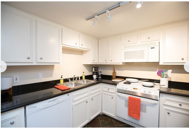 Photo - 1919 Portsmouth