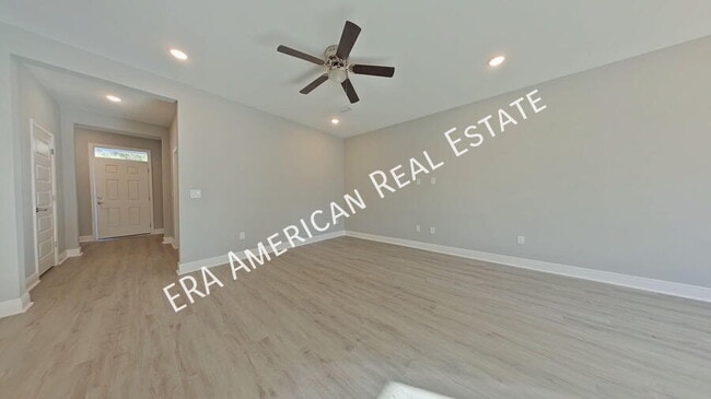 Photo - 820 Kenneth Dr