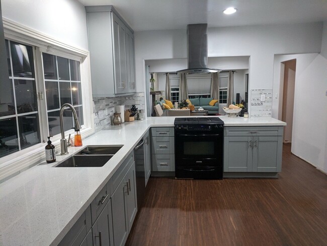 Kitchen - 3075 L St Townhome