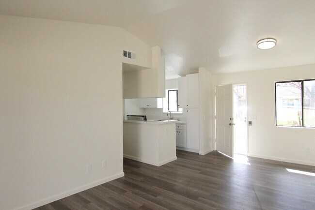 Photo - 9505 Arlington Ave Apartments Unit 92