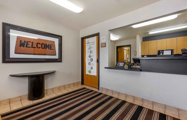 Furnished Studio-Albuquerque - Airport