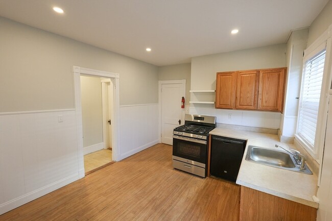 Photo - 8 Dawes St Condo Unit 1