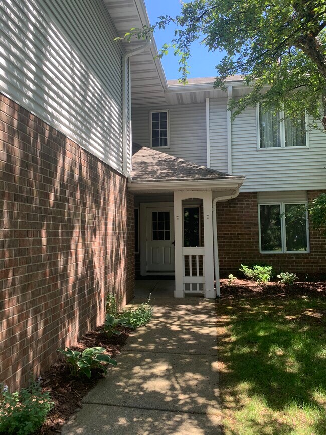 Photo - 3590 Blue Jay Way Unit 106