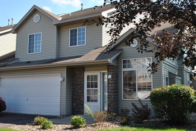 Photo - 2 Bedroom 1.5 Bathroom End Unit Townhome in Hudson