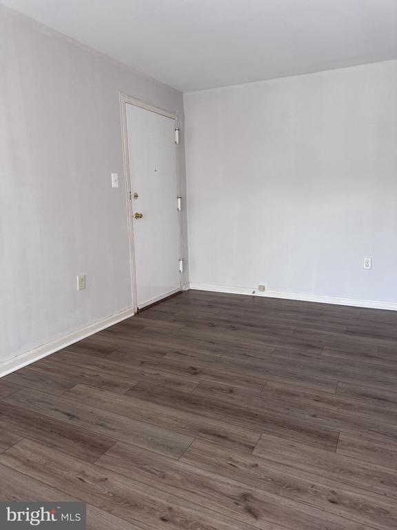 Photo - 5929 Quantrell Ave Unit 204