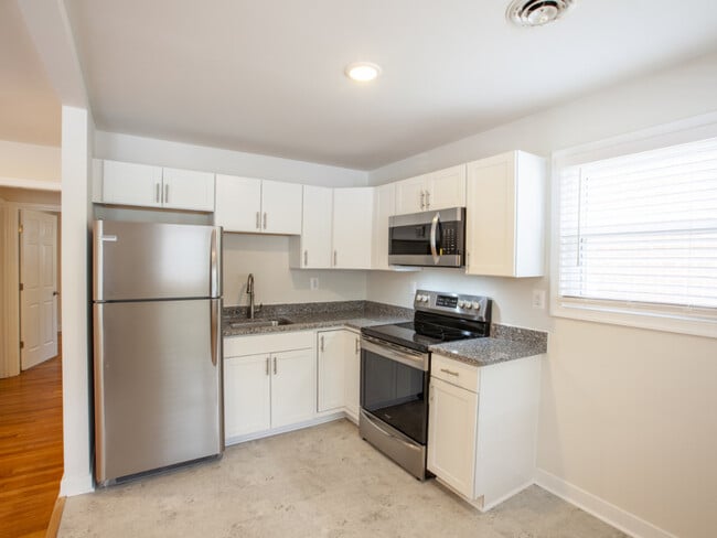 Photo - 612 Rock Creek Road Unit B