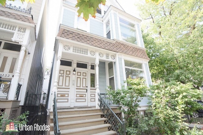 Building Photo - 3224 N Racine Ave Unit A07C Rental