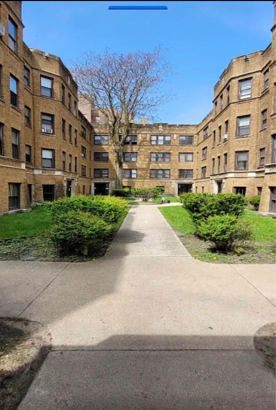 Photo - 6926 S Oglesby Ave Unidad 1