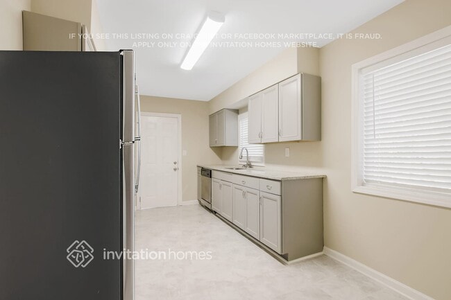 Photo - 2967 Sylvan Rd