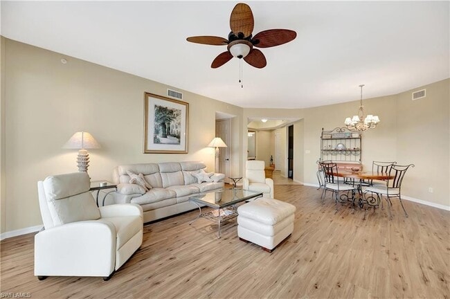 Photo - 400 Flagship Dr