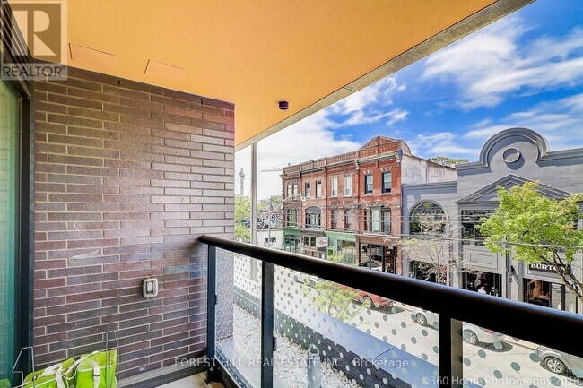 Photo - 109 Ossington Ave Unité 202
