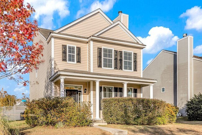 16 Bushwood Dr