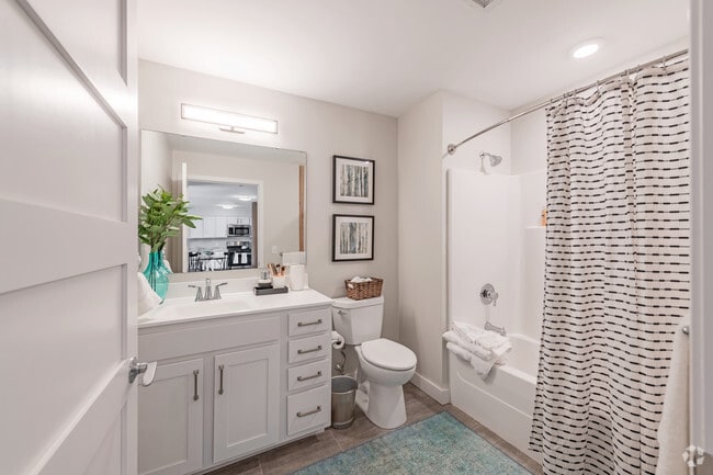 1 BR, 1 BA