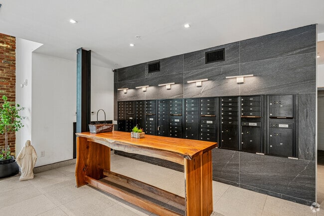 Lobby Mailroom