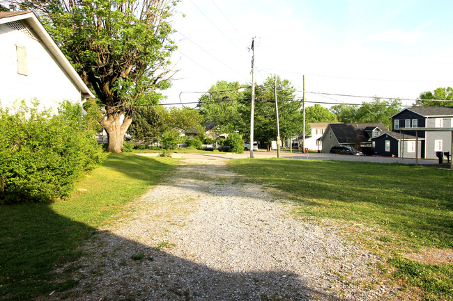 Photo - 1302 N Wright Rd House