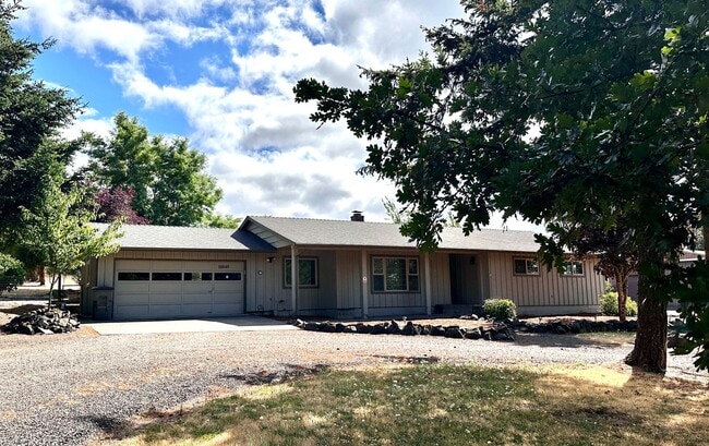 Building Photo - *COMING SOON* Spacious Home on 2 acres in the countryside of Sheridan