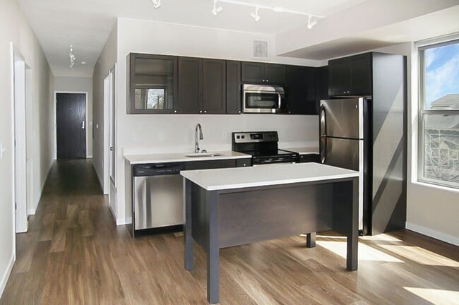 Photo - Motiv Apartments