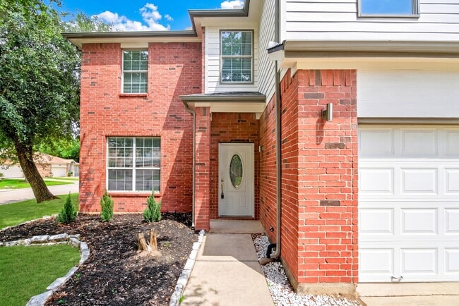 Photo - 918 Ivycroft Ln