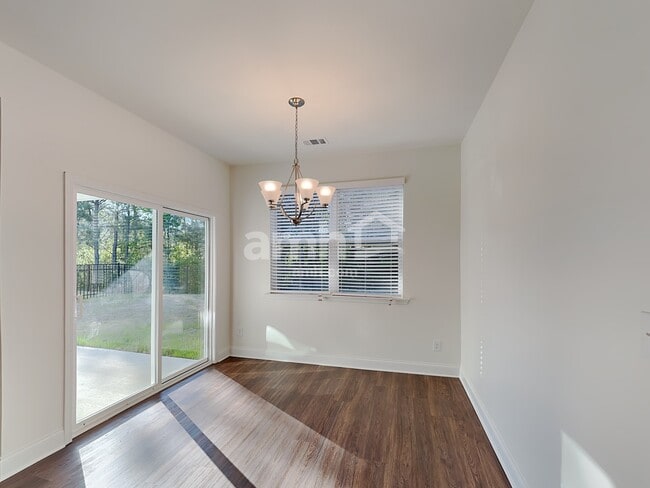 Photo - 7062 Creeksong Dr