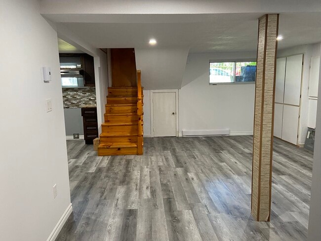 Building Photo - 6086 Rue D'aragon Unit 4 1/2