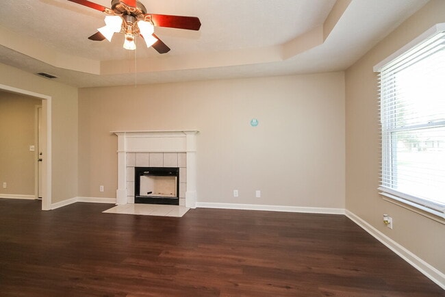 Photo - 1231 Azure Way