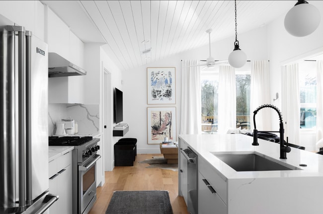 Photo - 5603 Samuel Huston Ave