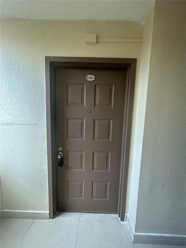 Building Photo - 6960 Miami Gardens Dr Unit 2-230A