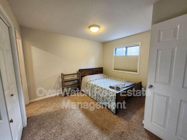 Photo - 838 E 78th Ave