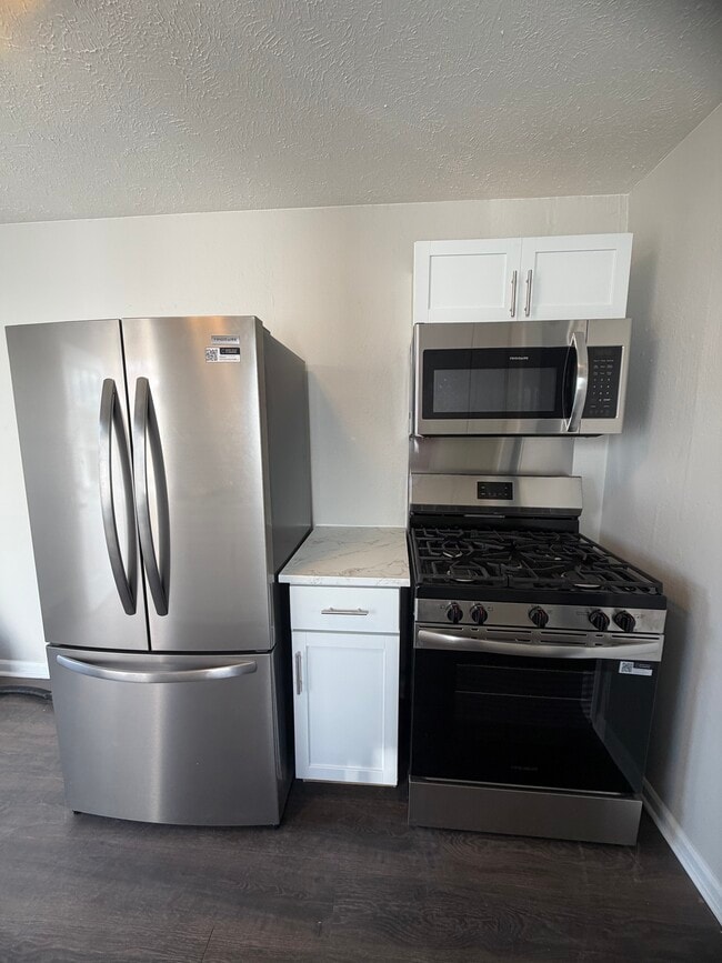 Photo - 1226-1222 Shakespeare Ave