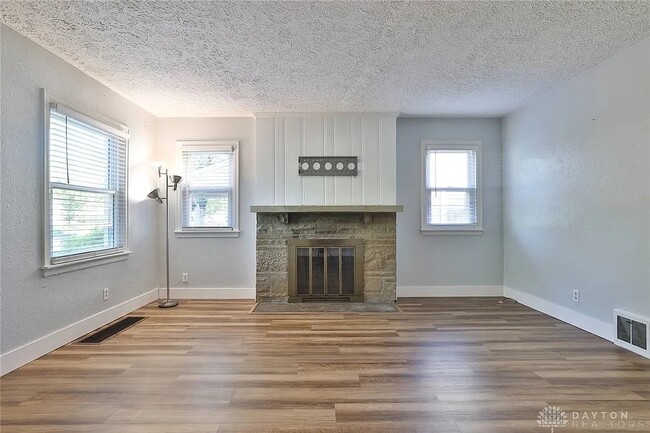 Photo - 1916 Shroyer Rd