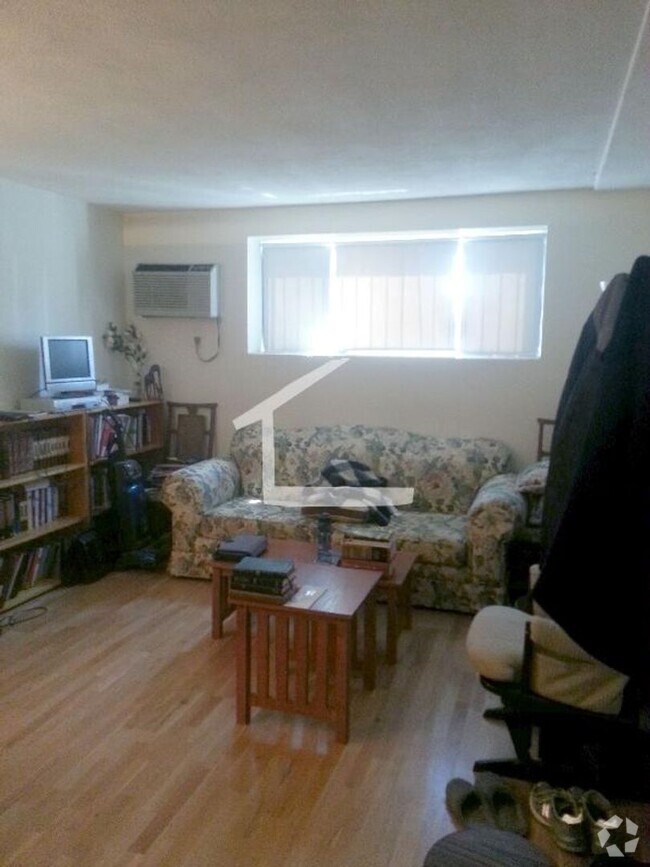 Building Photo - Allston 1 bedroom apartment 9/1