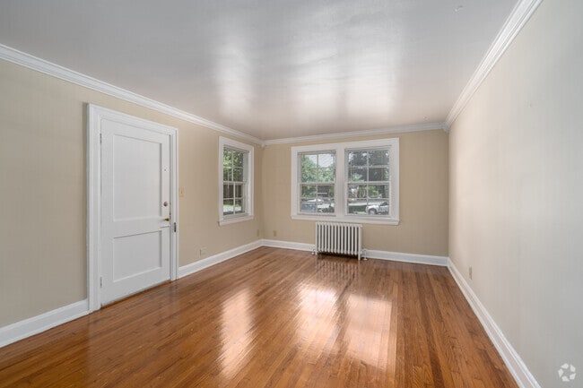 The Clifton 2BR, 1BA - 864SF - Living Room - Woodmont Terrace