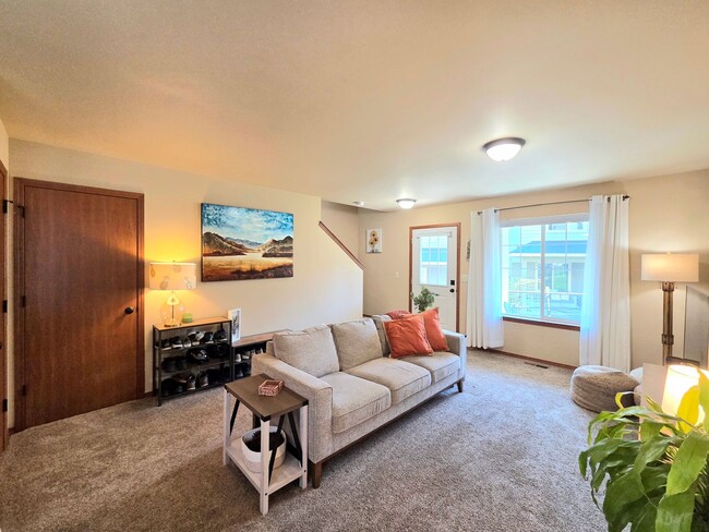 2123 Roper Ln