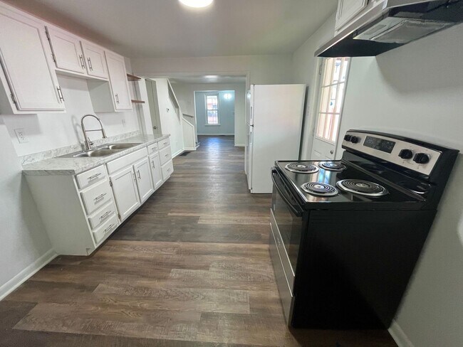 Newly Renovated 3 Bedroom Home in Lebanon-... - Newly Renovated 3 Bedroom Home in Lebanon-...