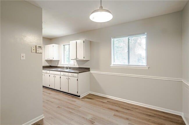 Photo - 4339 Binghamton Dr