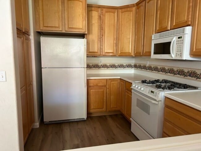 Photo - 2805 Garibaldi Ave