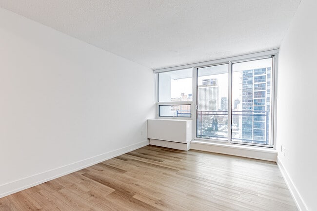 Photo - 191 Sherbourne St