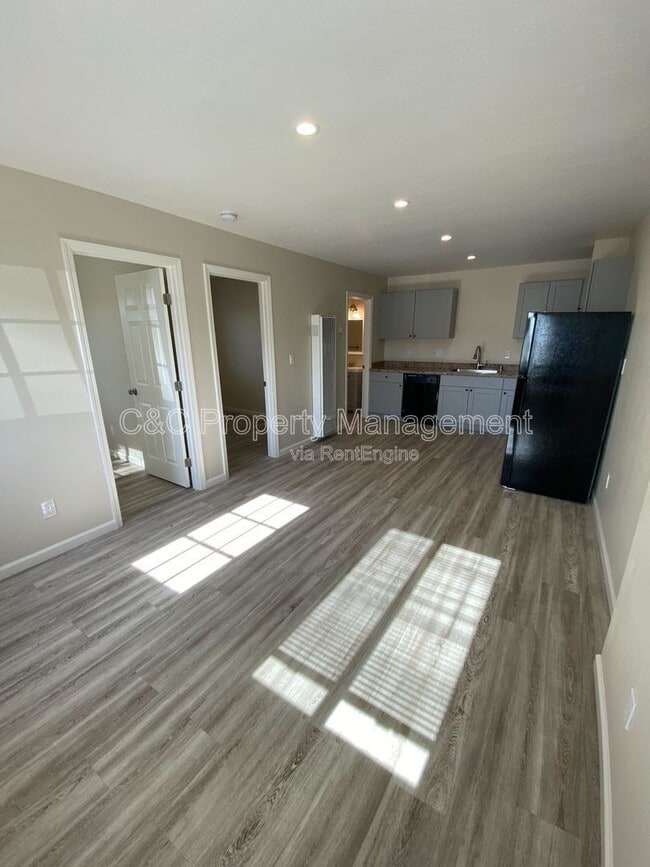Photo - 1343 Mingo Ave Unit B