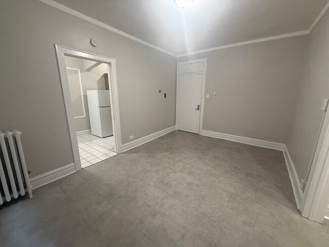 Building Photo - 3120 S Oak Park Ave Unit 101