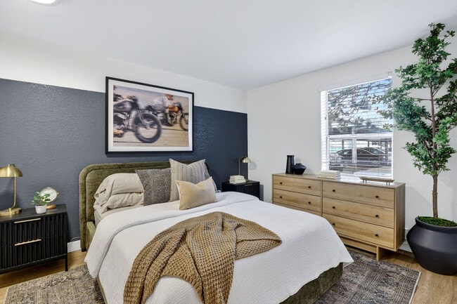 Meadows at Cascade Park apartments — community photo