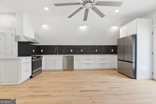 Photo - 850 Ormewood Ave SE