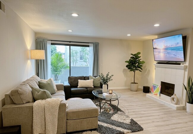 Photo - 1940 N Highland Ave Unit 27