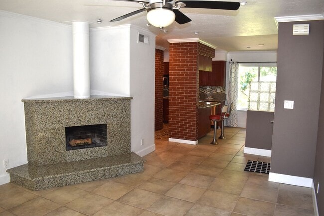 Photo - 6241 Riverside Blvd