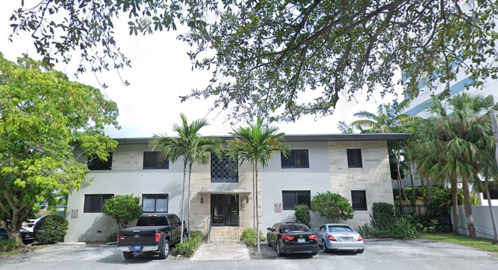 Photo - 3201 Aviation Avenue