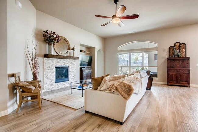 Building Photo - 303 Highland Village Cove Rental