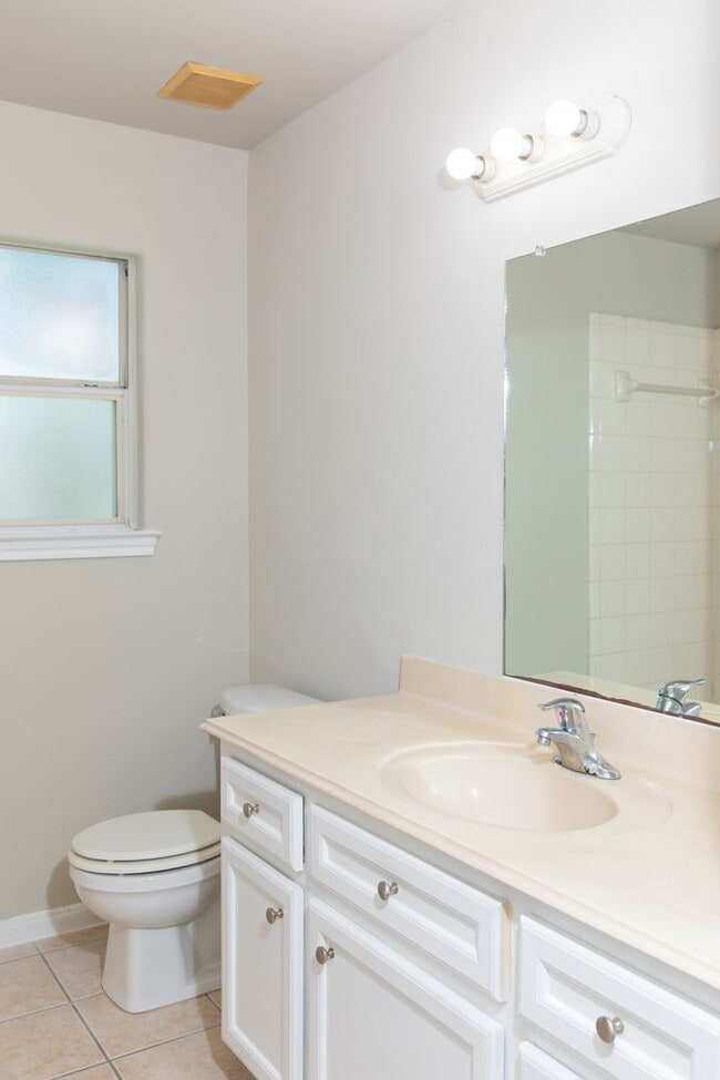 Photo - Duplex For Lease Unidad A