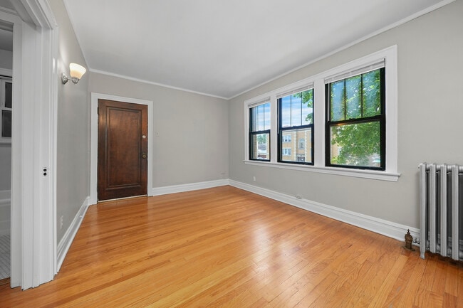 Photo - 1939 Grove Ave Unit 102