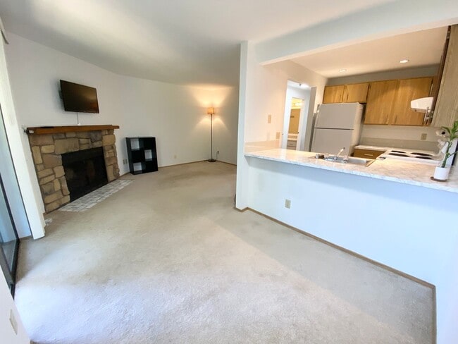 Photo - Top floor 1 bedroom condo available now!